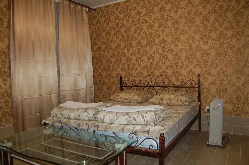 Apartment On Stepana Bandery 37 Постійне Електропостачання Lviv Dış mekan fotoğraf