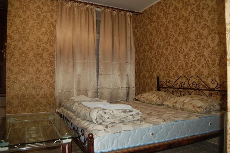 Apartment On Stepana Bandery 37 Постійне Електропостачання Lviv Dış mekan fotoğraf